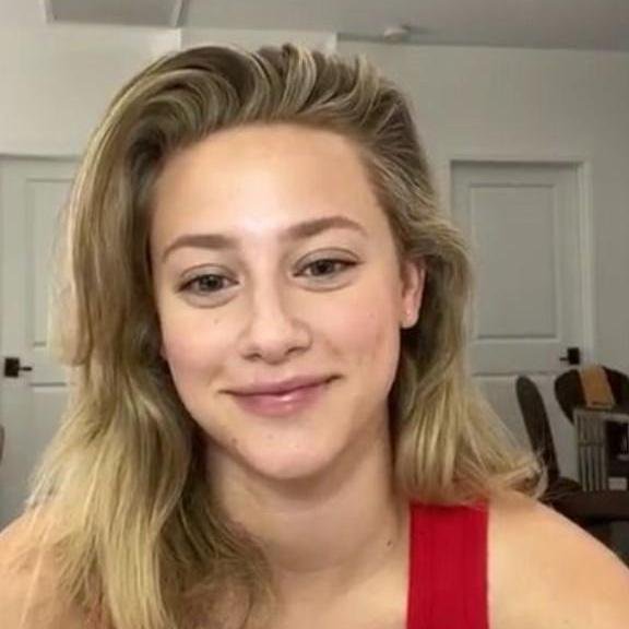 Victoria  James 