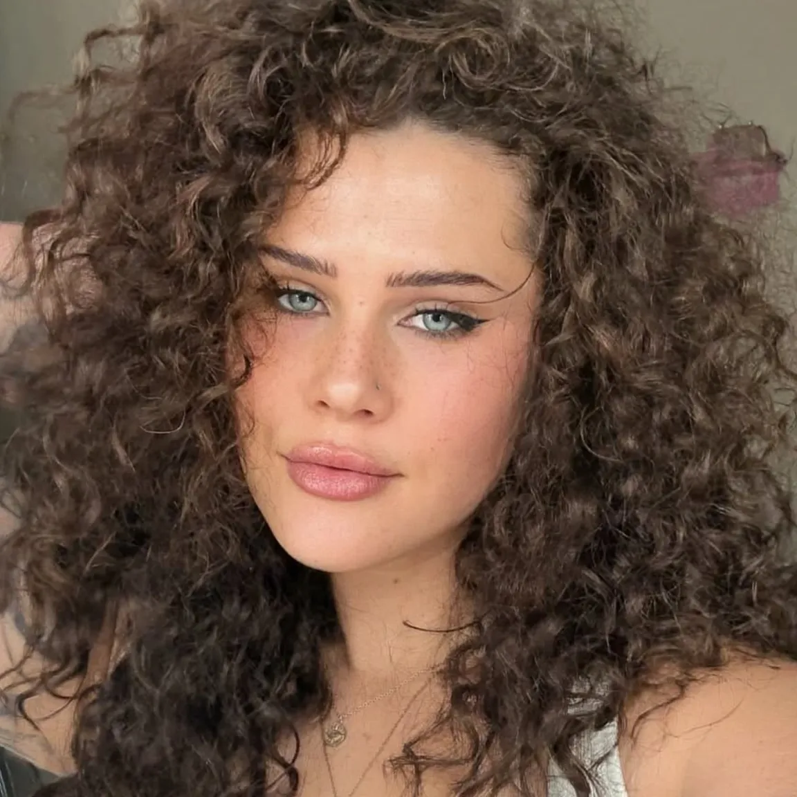 Jessica  William 